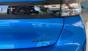 Nuova Peugeot 208 Allure Hybrid+ pieno