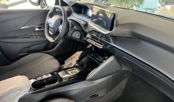 Nuova Peugeot 208 Allure Hybrid+ pieno